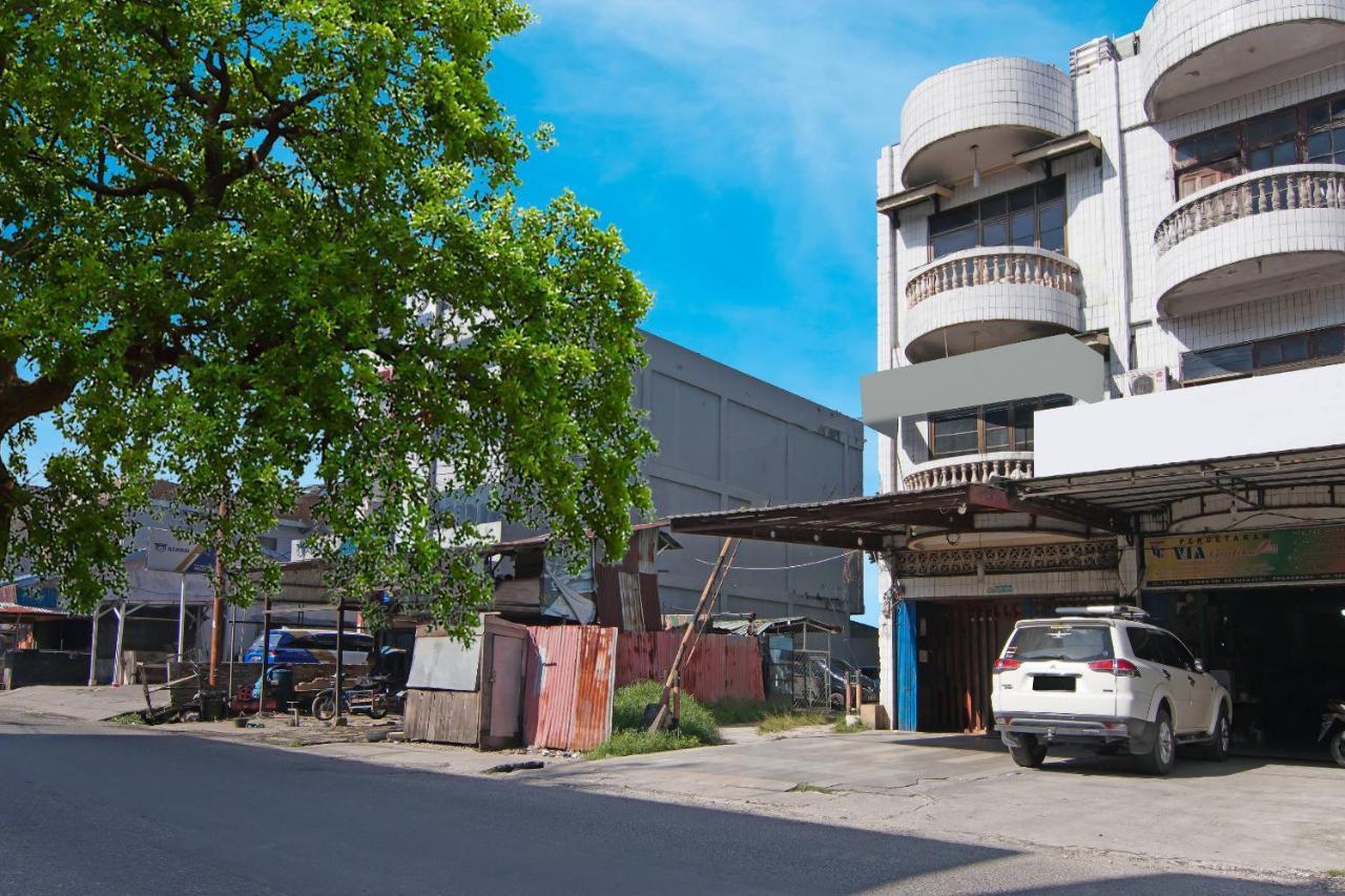 Oyo 91510 Homestay Utama Syariah Pekanbaru Eksteriør billede