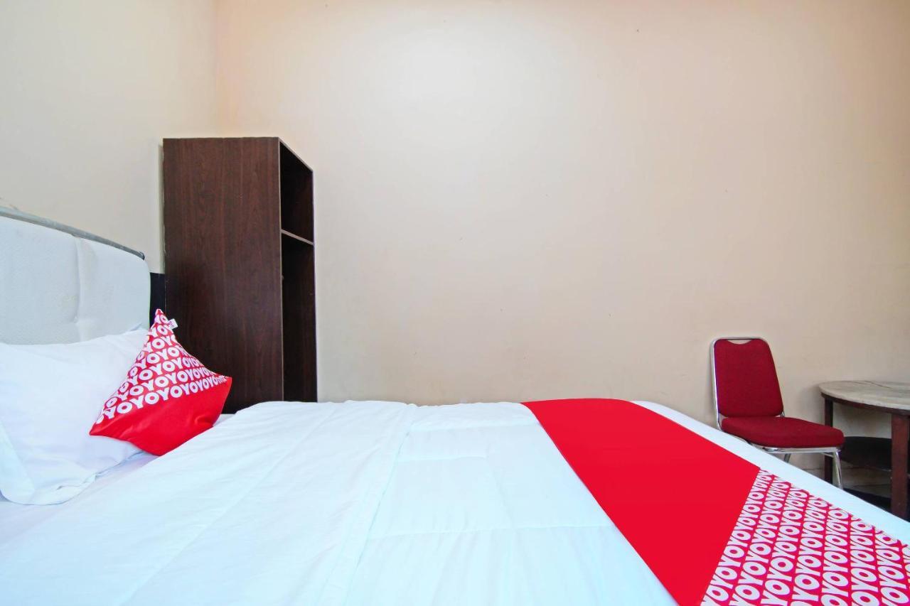 Oyo 91510 Homestay Utama Syariah Pekanbaru Eksteriør billede