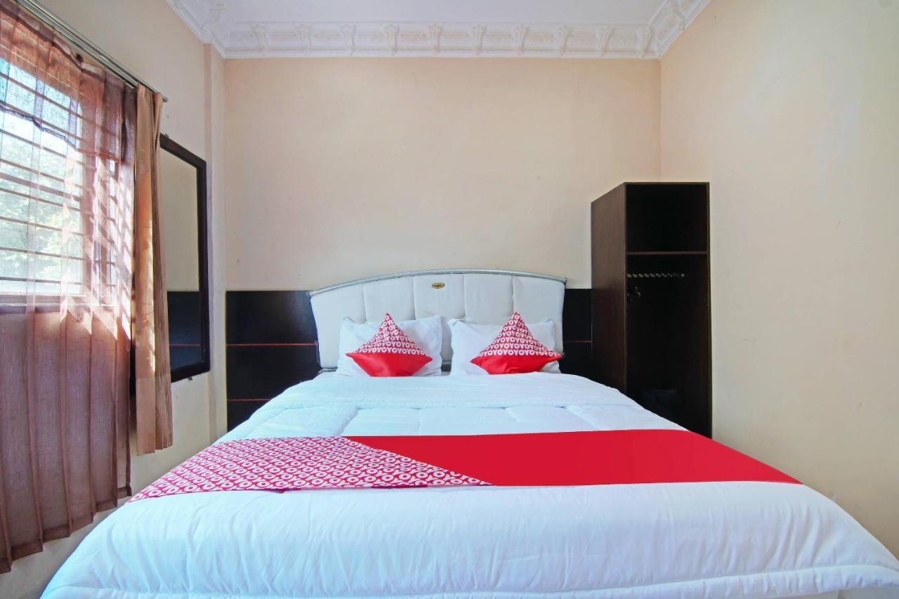 Oyo 91510 Homestay Utama Syariah Pekanbaru Eksteriør billede