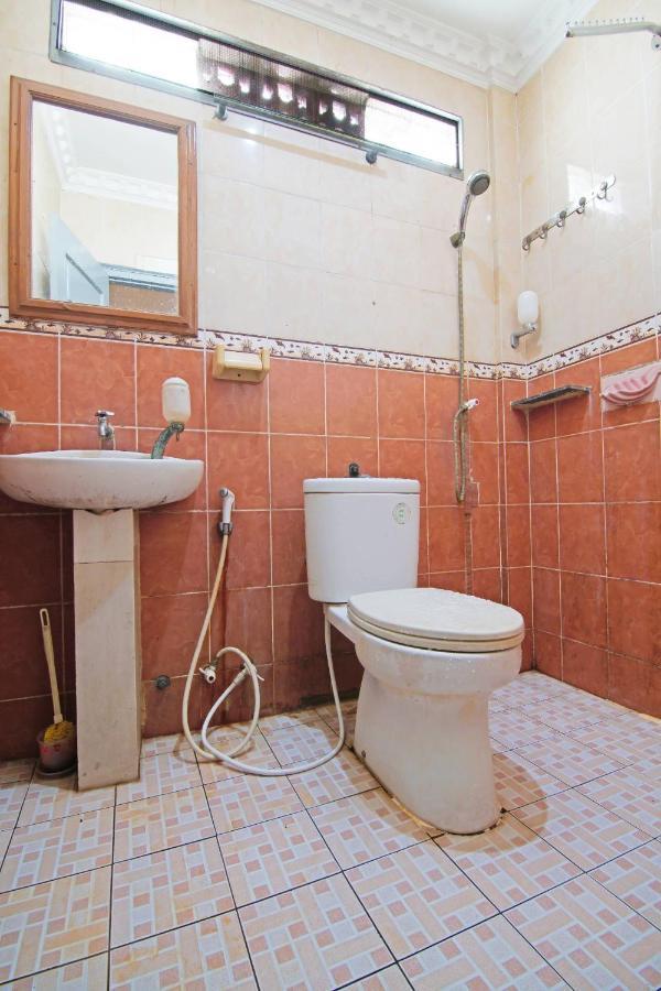 Oyo 91510 Homestay Utama Syariah Pekanbaru Eksteriør billede